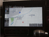 10インチプレミアムインターナビ(VXU-197SWi)&バックカメラが装備されているので、普段の使い勝手もロングドライブも快適です。