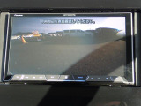 バックカメラ装備しております。駐車時に大変役に立ちますよ♪駐車が苦手な方にも便利機能です♪