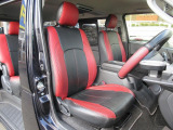 全席シートカバー付き♪レッド&times;ブラックカラーでスポーティです♪