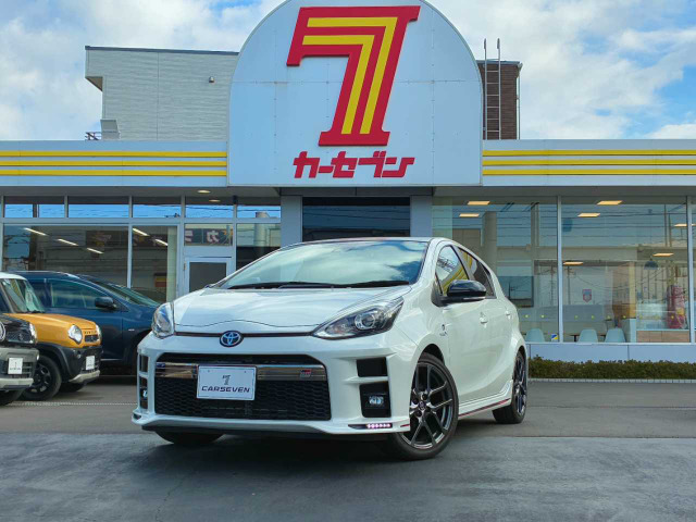 アクア1.5 G GRスポーツ・17インチパッケージ