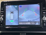 【アラウンドビューモニター】車を上から見下ろしているかのような映像で周囲の状況がひと目で確認、狭い駐車場に駐車するときも安心です♪