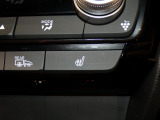 【シートヒーター】シートヒーター装備車です。寒い冬に乗車中とても暖かく快適に移動できます。冷え性の方にピッタリの装備です!