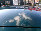 ルーフはそらが反射するくらい綺麗です。