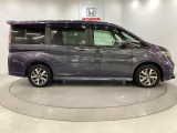 購入後も自社指定整備工場完備でお客様の愛車をしっかりサポート致します!御納車時には安全かつ安心してお乗り頂けるようホンダ専門知識を持つ整備スタッフが点検・整備・装備も説明をしてお渡ししております。