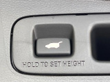 【パワーバックドア】スマートキーや運転席のボタンを押すだけでリアゲートが自動で開閉します!荷物を持っている時や、高い位置にあるバックドアを閉める際に便利な機能です♪