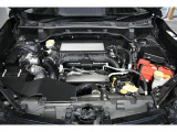 1.8L水平対向直噴ターボエンジンを搭載したモデルの型式です。力強い加速と高い走行安定性を両立している点が大きな特徴です。