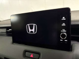 ホンダ純正コネクトディスプレーが装着されております。