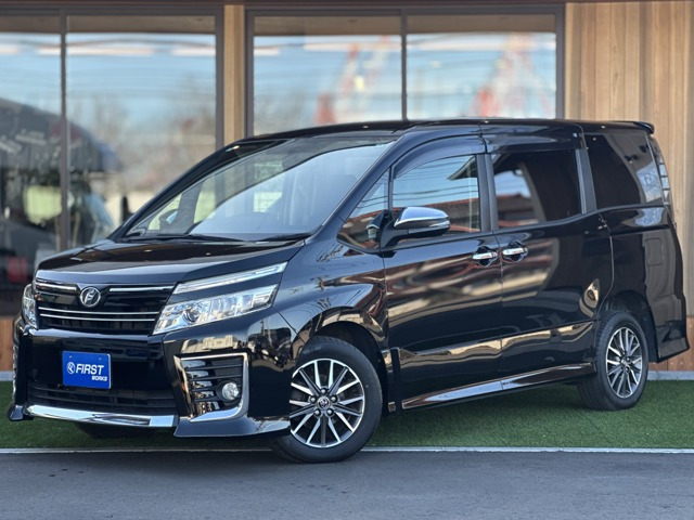 ヴォクシー 2.0 ZS 煌 4WD 