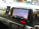 今どきナビは当たり前の装備ですねっ♪まだまだ使えるカロッツェリア製!!!