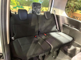 3列目シートはもちろん状態良好☆大人でもゆったりと座って頂けますので、大人数でのお出かけもラクラクです♪ご家族で、気の知れた仲間で、ドライブに行くのが楽しみですね♪