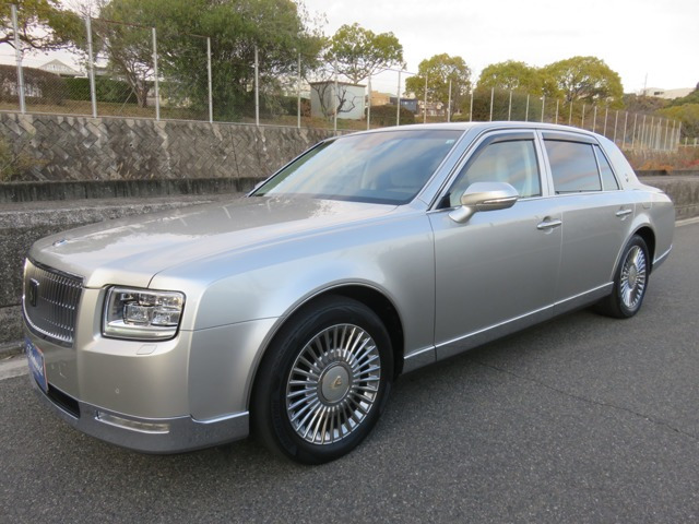 センチュリー5.0ワンオーナー 11.6インチリヤエンタメ