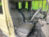 もちろん車内はキレイです♪よりクリーンな状態をキープしたいお客様には『ナノゾーンコート』がおすすめ!新型コロナウイルス対策や、除菌・消臭に効果を発揮し多くの方にご好評いただいております。