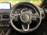 ステアリングも使用感が少なく、きれいな状態となっております♪