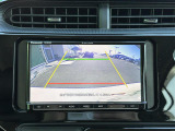 【バックモニター】後ろのカメラの映像がモニターに映し出されるので、後方の見えない死角や、障害物との距離感などもしっかり安全確認することができます!