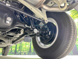 お車を安心してお乗りいただく為には、足回りの定期点検が欠かせません。サービスサポート(有償保証)では無料点検もご提供しており、安心のカーライフをお過ごしいただけるサポート体制が整っています。