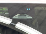 【ホンダセンシング】走行中に前方の車両等を認識し、衝突しそうな時は警報とブレーキで衝突回避と被害軽減をアシスト。より安全にドライブをお楽しみいただけます。