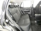 【居住性】リヤシートのスペースは、しっかり確保してます♪もちろん室内クリーニング済みです☆