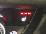 【シートヒーター】寒い日に重宝するシートヒーター!エアコンより早く温まってくれるので寒がりの人も安心ですね♪エアコンの温風は乾燥するから苦手、という方にもをおすすめです。