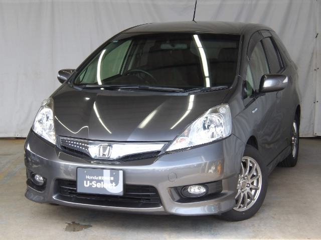 フィットシャトルハイブリッド1.3 スマートセレクション ファインライン