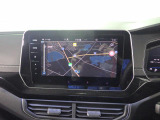 純正ナビゲーションも搭載しております。車両設定等ナビ画面にて設定することができます。