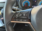 ハンドル左側のスイッチでオーディオの操作が可能なので、運転中でも楽に調整できます(^^♪