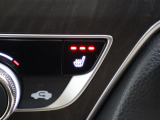 シートヒーター装備付き車!!座席に埋め込まれた電熱線によりシートを暖めることが出来る装備で、温められたシートは、寒い冬には最適です!!