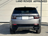 DISCOVERYのレタリングとOPのブラックエクステリアパックによりリアビューがより精悍な印象のお車でございます。