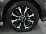 アルミホイール装着車です!これで足元まわりもおしゃれにきまります!