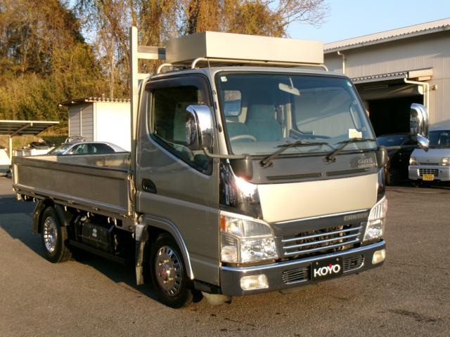 キャンターガッツ カスタムグレード/平ボディ/1.5t積載/ディーゼル/5MT/メッキグリ...