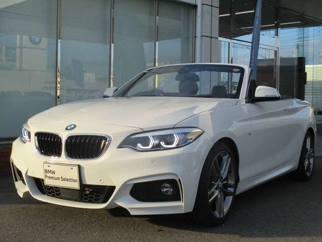 2シリーズカブリオレ220i Mスポーツ