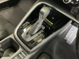 発進時から滑らかに加速する無段階変速のCVTはストップ&ゴーの多い街の中も快適です