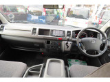 運転席から見た俯瞰図です!ドライバーが操作しやすいよう配置されています♪