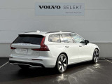 ◆バック/万が一を考え、安全性を重視する方に選ばれているVOLVO車。ドアを開閉するとその重み・厚みに驚くはず