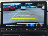 バックカメラ装着済!死角になりやすい後方もとても見やすいです☆車庫入れに自信がない方や縦列駐車が苦手な方にも、オススメ装備です!安心度もアップ!