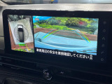 【アラウンドビューモニター】専用のカメラにより、上から見下ろしたような視点で360度クルマの周囲を確認することができます☆死角部分も確認しやすく、狭い場所での切り返しや駐車もスムーズに行えます。