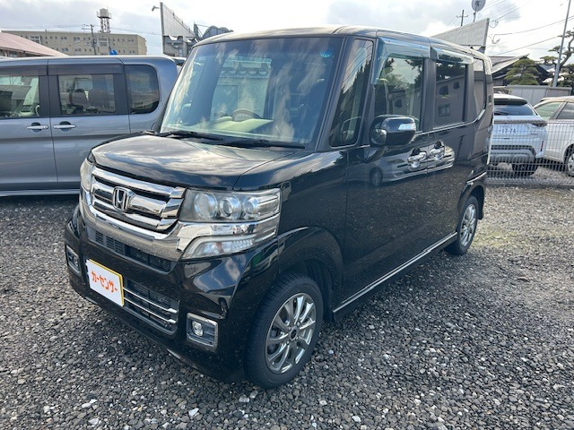 N-BOXカスタムG SSパッケージ ブラックスタイル 4WD