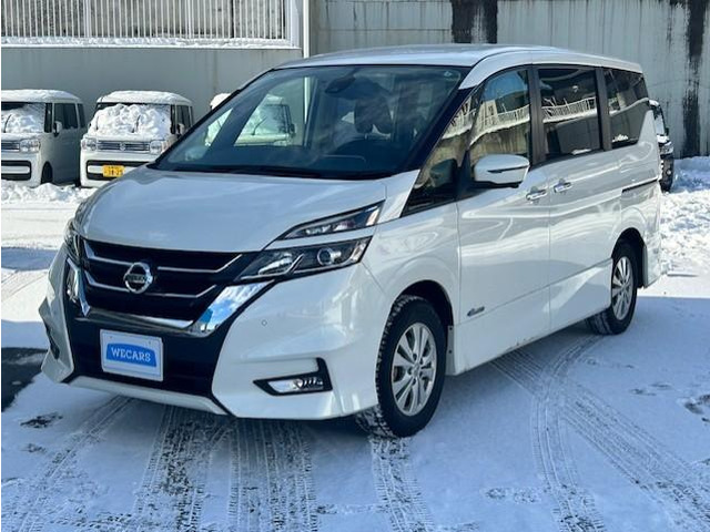 セレナ2.0 ハイウェイスター Vセレクション 4WD