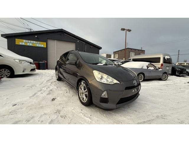 トヨタ アクア 50万円以下の中古車 | 中古車情報・中古車検索なら【車