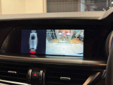 バックカメラにはガイドラインが表示されるので、まっすぐの駐車も楽々です!