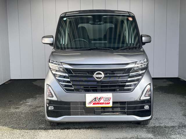 日産 ルークス ハイウェイスターX 4WD LEDライト 全周囲モニター