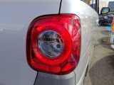 当社理想の中古車は値段の割に良質な物件です。金額が安くて当然な修復歴有の車や走行の多い車・金額は安いけれど諸費用が当社の数倍以上するお店が存在しますが当社は支払い総額で良質な物件を追求します。