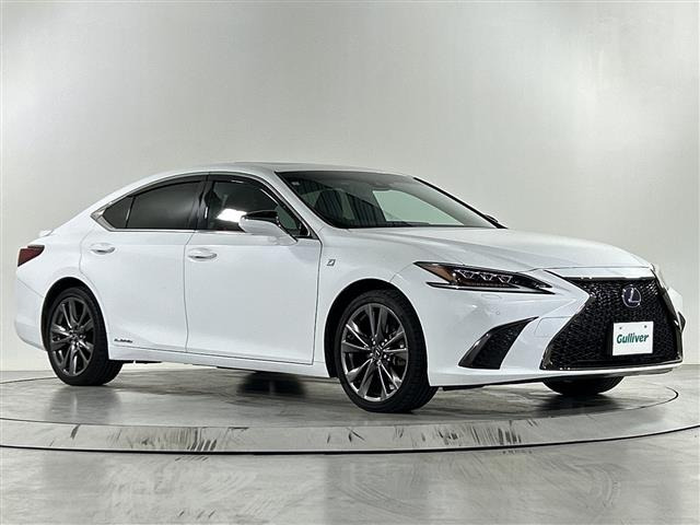 ES 300h Fスポーツ 本革シート サンルーフ