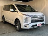 普通車は「サービスカーエムズ 本店」、軽自動車は「サービスカーエムズ 交差店」からお探し頂けます。