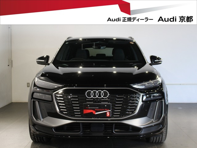Q6 e-tronクワトロ アドバンスト Sラインパッケージ 4WD