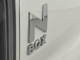 令和1年式のN-BOXカスタム入庫!!左右電動スライドドア!!純正メモリーナビ!!バックモニター!!ワンセグチューナー!!Bluetooth対応!!ETC!!サイドカーテンエアバッグ!!