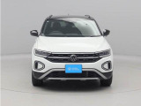LEDマトリックスヘッドライト「IQ.LIGHT」を搭載。フロントカメラで対向車や先行車を検知し、LEDを個別に点灯・消灯の制御をすることで、配光を可能にした最新のヘッドライトシステムです。