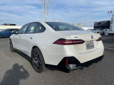 常時100台以上のBMW/MINIを展示!大型展示場でお気に入りの車両を見つけてください♪