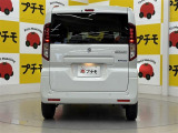 当社は佐賀県最大級の軽自動車専門店です!!届出済未使用車の販売はもちろんオールメーカーの新車販売・買取も行っております。皆様のご来店、心よりお待ちしております。