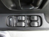 運転席から操作可能なパワーウィンドウ!