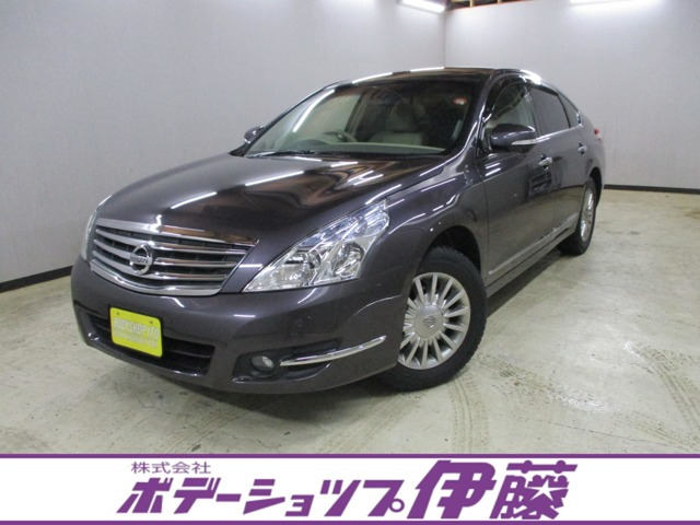 ティアナ2.5 250XL FOUR 4WD